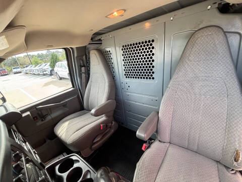 2020 Chevrolet Express 2500