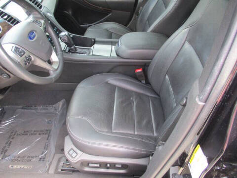 2019 Ford Taurus Limited