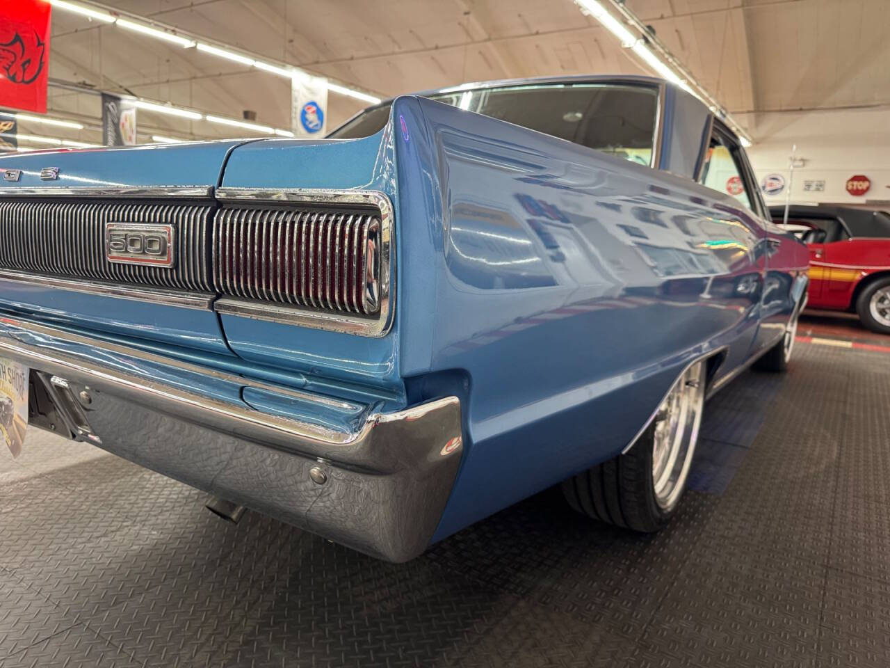 1967 Dodge Coronet 28