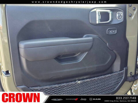 2025 Jeep Gladiator Willys