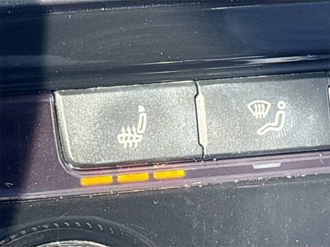 2017 Volkswagen Beetle 1.8T Dune