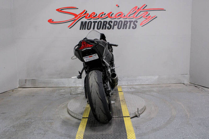 2021 Kawasaki Ninja ZX-10R ABS