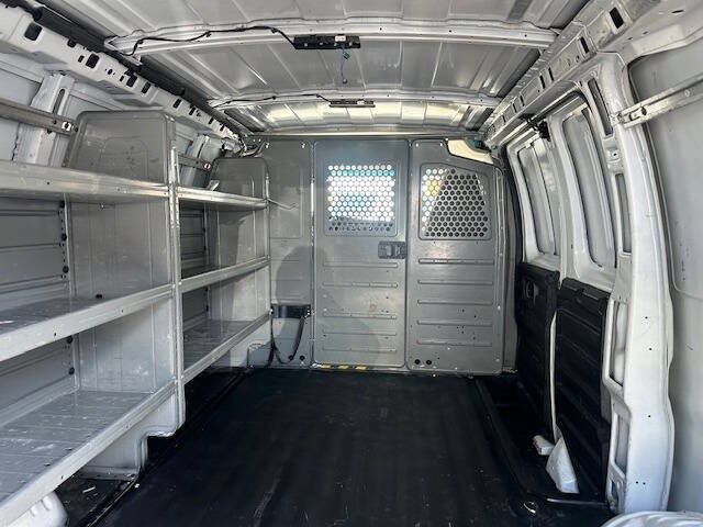 2017 Chevrolet Express 2500
