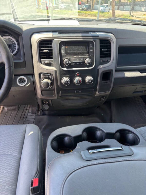 2017 RAM 1500 Express