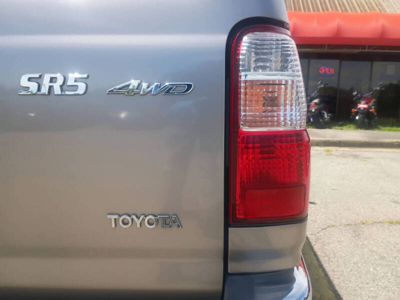 2002 Toyota 4Runner SR5