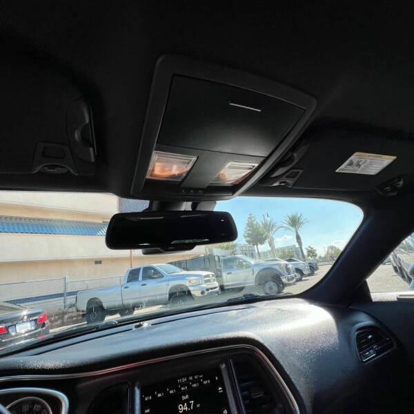 2015 Dodge Challenger