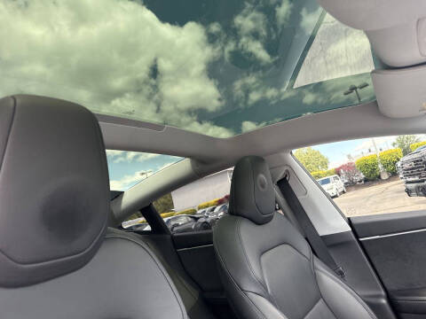 2025 Tesla Model 3 Long Range