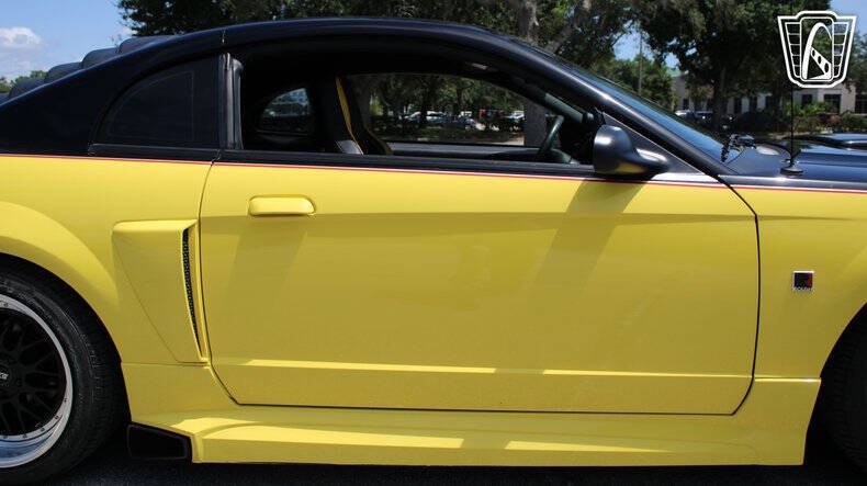 2001 Ford Mustang GT