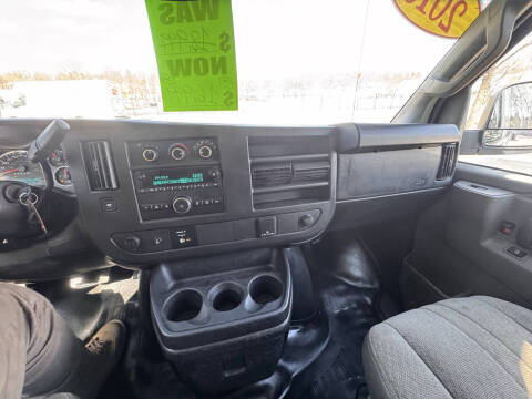 2016 GMC Savana 2500