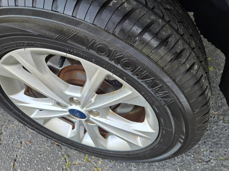 2019 Ford Escape SE