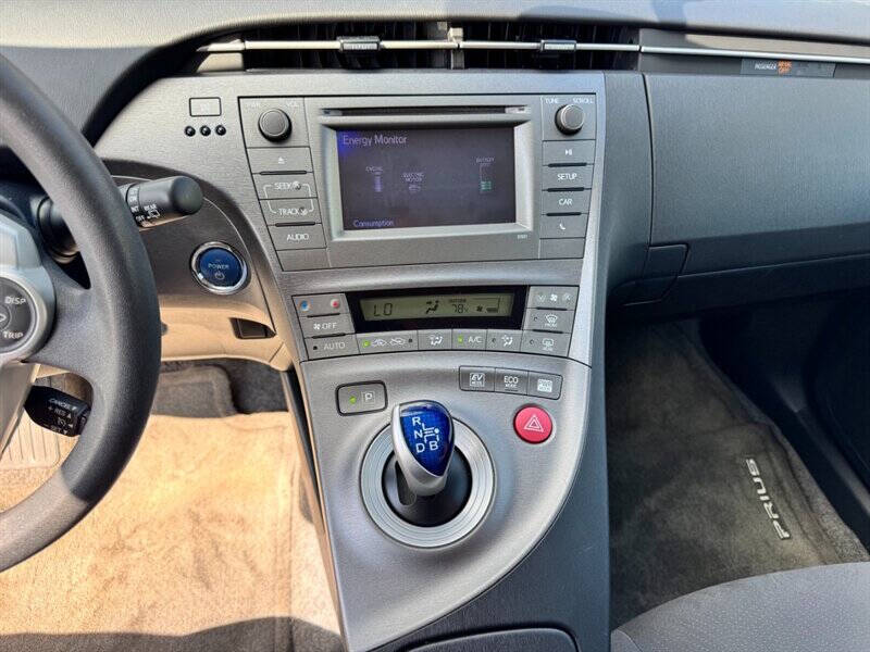 2014 Toyota Prius Four