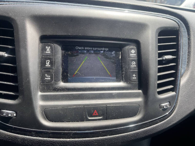 2015 Chrysler 200 S