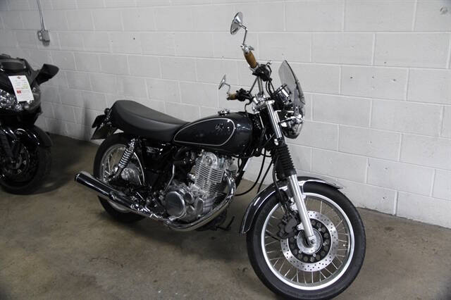 2015 Yamaha SR400