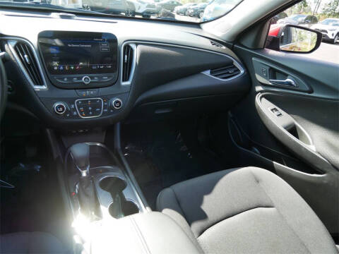 2025 Chevrolet Malibu LT