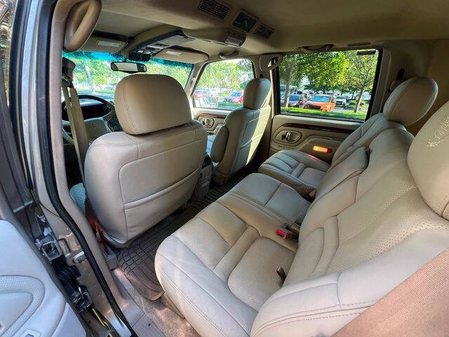 2000 Cadillac Escalade