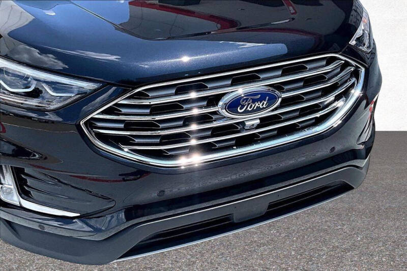 2019 Ford Edge Titanium