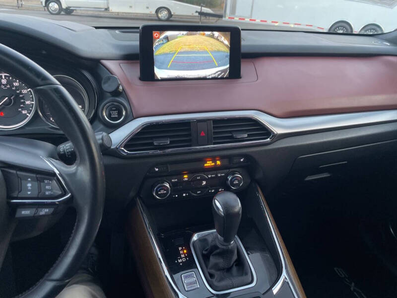 2017 Mazda CX-9 Signature