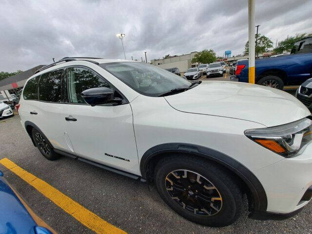 2019 Nissan Pathfinder SL