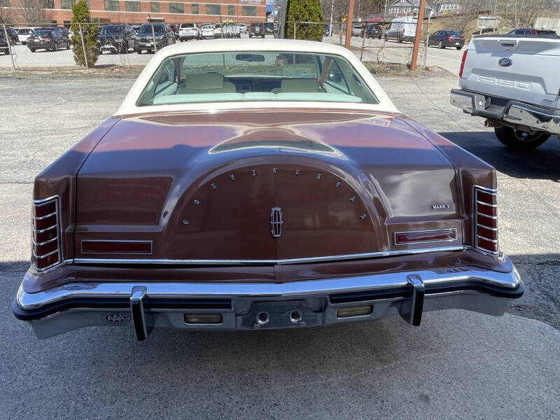 1977 Lincoln Mark V