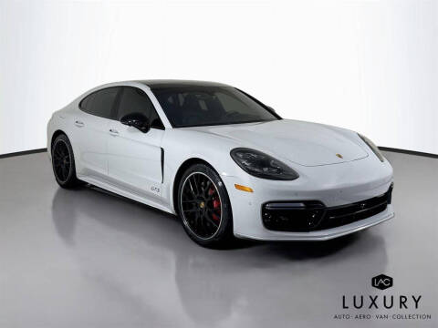 2020 Porsche Panamera GTS