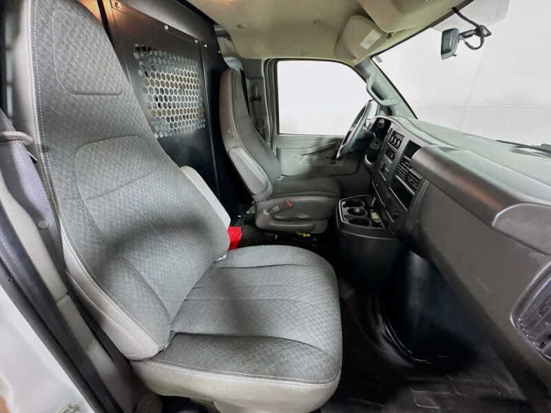 2024 GMC Savana 2500
