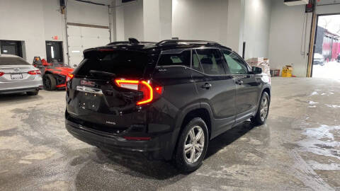 2024 GMC Terrain SLE