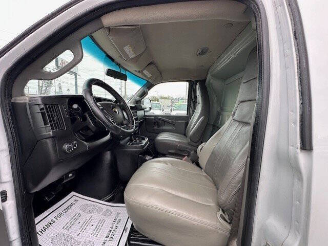 2016 Chevrolet Express 2500