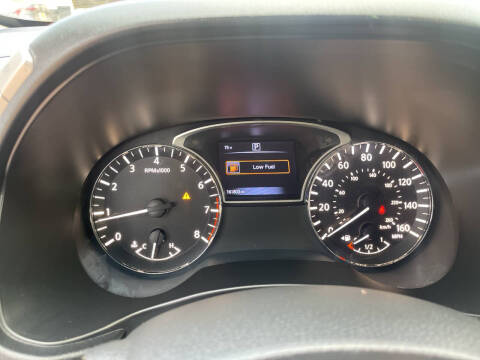 2017 Nissan Pathfinder S