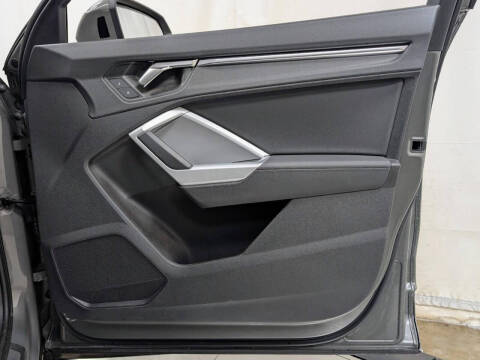 2020 Audi Q3 quattro S line Prem Plus 45 TFSI