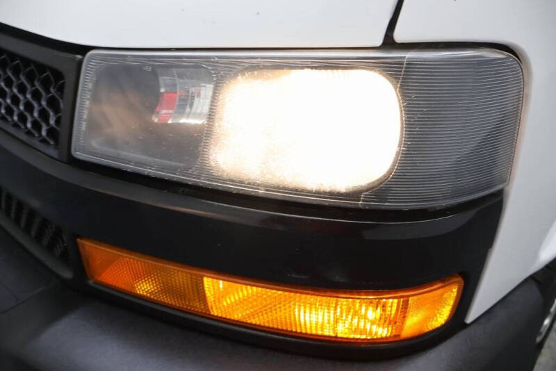 2021 Chevrolet Express 2500