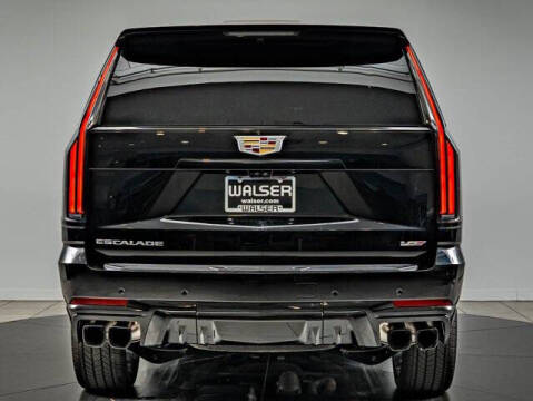 2025 Cadillac Escalade-V