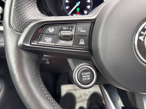 2024 Alfa Romeo Tonale Hybrid Sprint