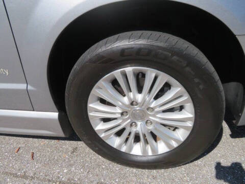 2013 Chrysler Town and Country Limited