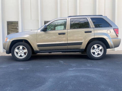 2006 Jeep Grand Cherokee Laredo