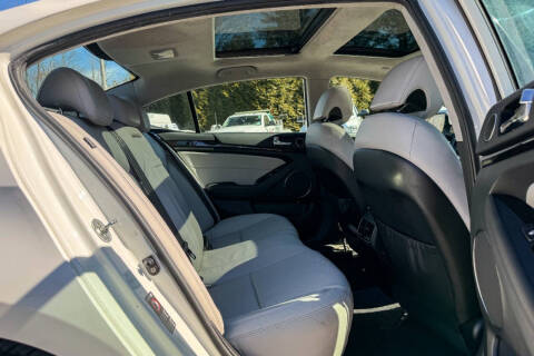 2014 Kia Cadenza Limited