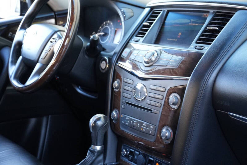 2011 Infiniti QX56