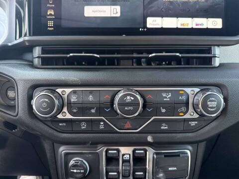 2026 Jeep Gladiator Willys