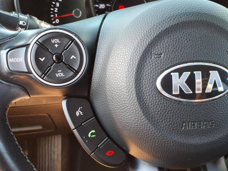 2019 Kia Soul +