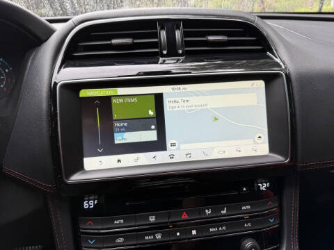 2018 Jaguar F-PACE S