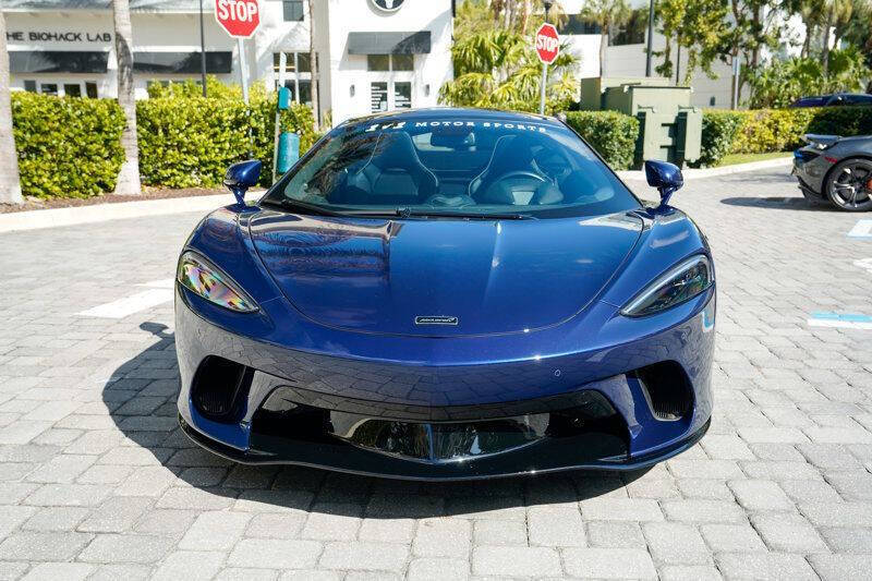 2023 McLaren GT