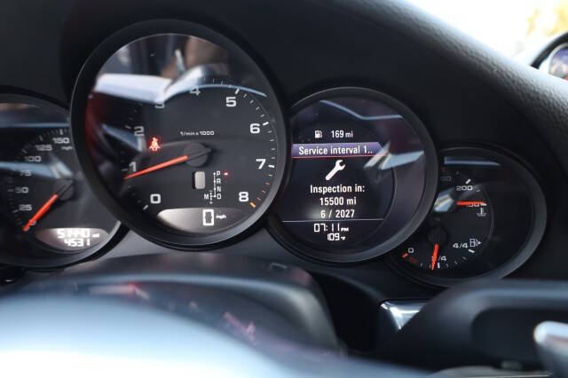 2017 Porsche 911 Carrera 4S