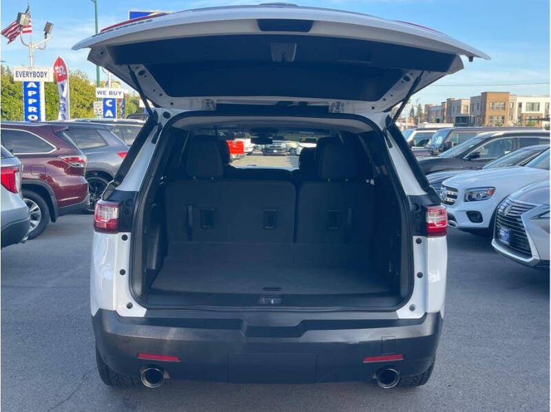 2020 Chevrolet Traverse LS