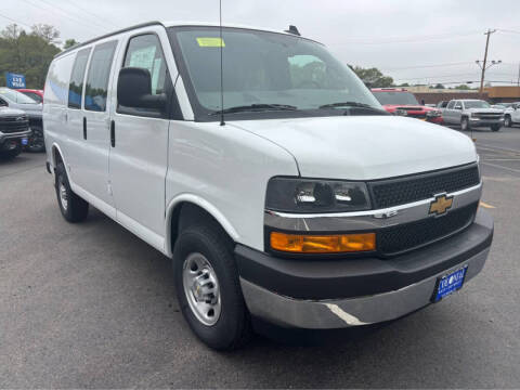 2025 Chevrolet Express 2500