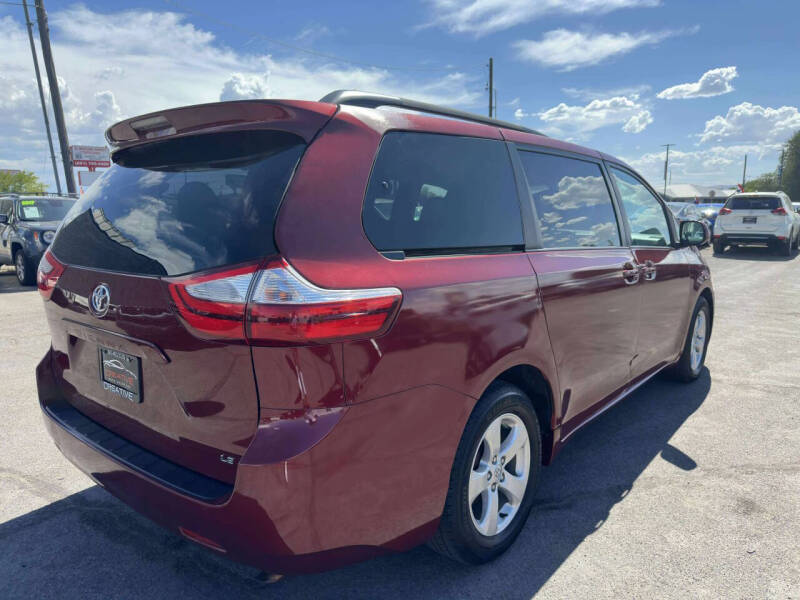 2015 Toyota Sienna