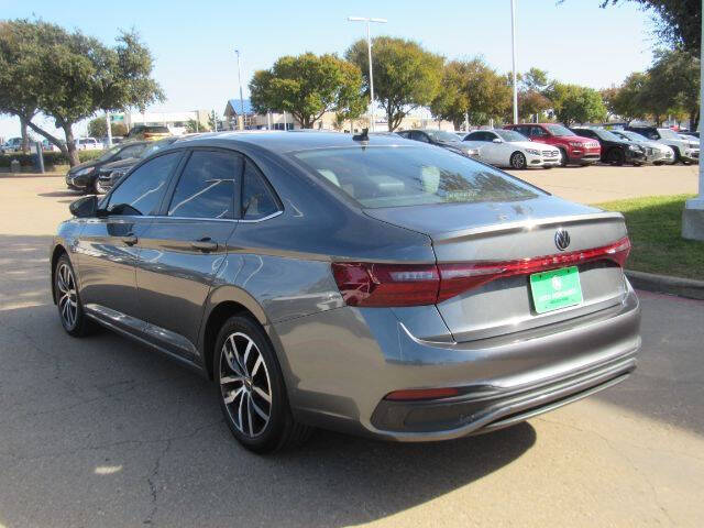 2025 Volkswagen Jetta SE