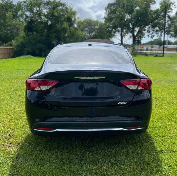 2016 Chrysler 200 Limited