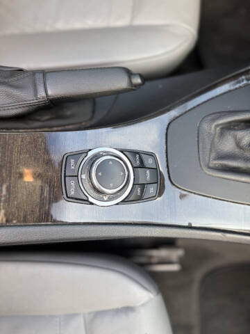 2012 BMW 3 Series 328i