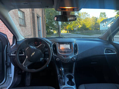 2017 Chevrolet Cruze LT Auto