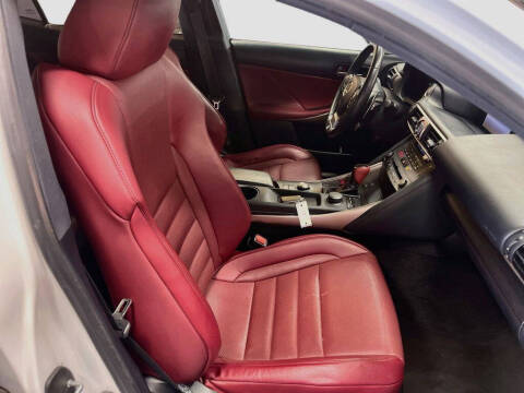 2019 Lexus IS 300