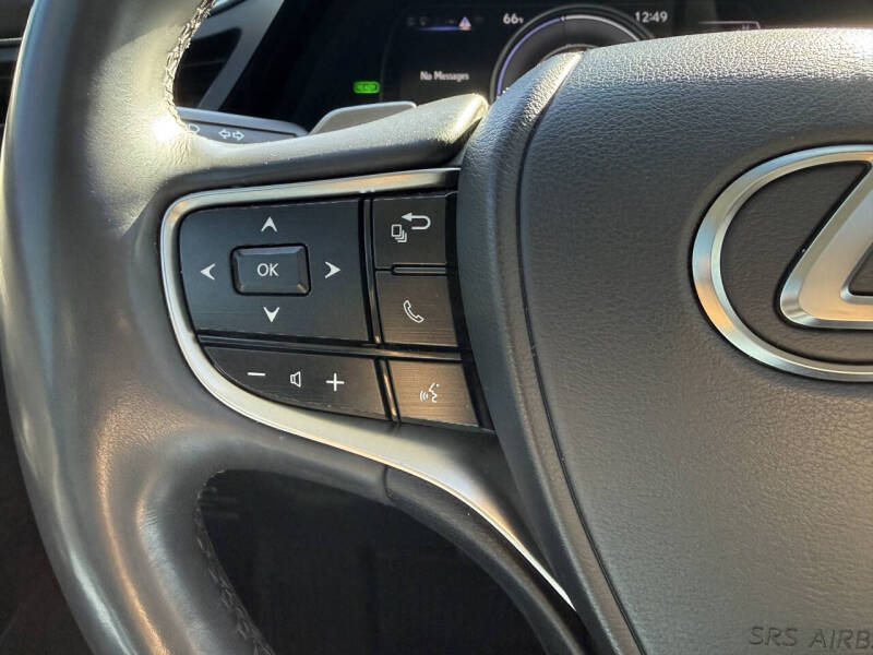 2024 Lexus ES 300h F SPORT Design